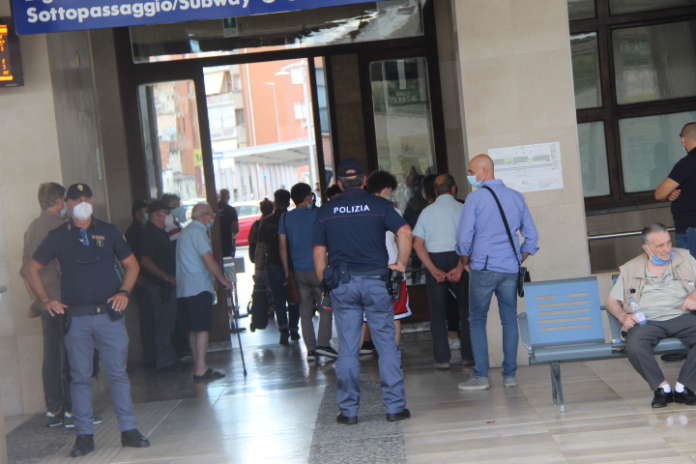 controlli green pass stazione centrale (3)