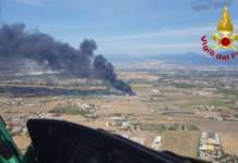 Albanella, fiamme al deposito Ricicla Campania (VIDEO)