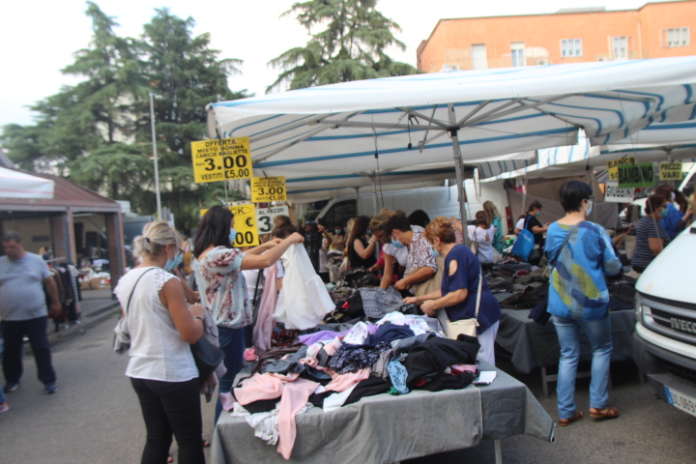 mercato pomeridiano piazza risorgimento (4)