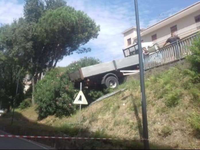 veicolo in bilico