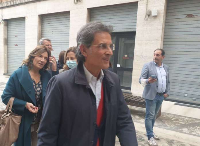 Perifano arrivo comitato
