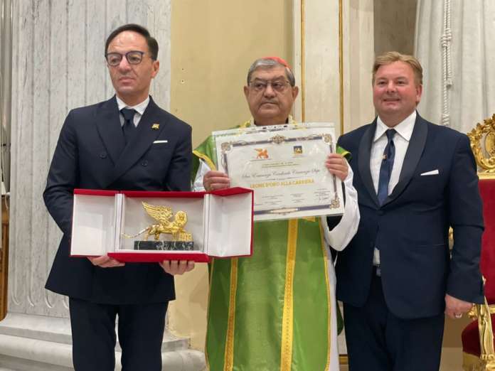 attestato e premio