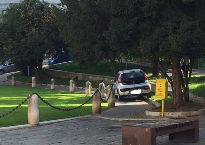 auto piazza traiano