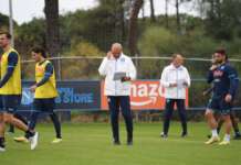 Napoli al lavoro in vista del Milan, quattro calciatori ancora a parte: il report dell’allenamento