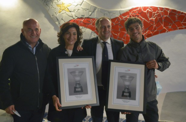 Atleti dell'anno genitori Colasante e Sibilia col vicepresidente De Luca