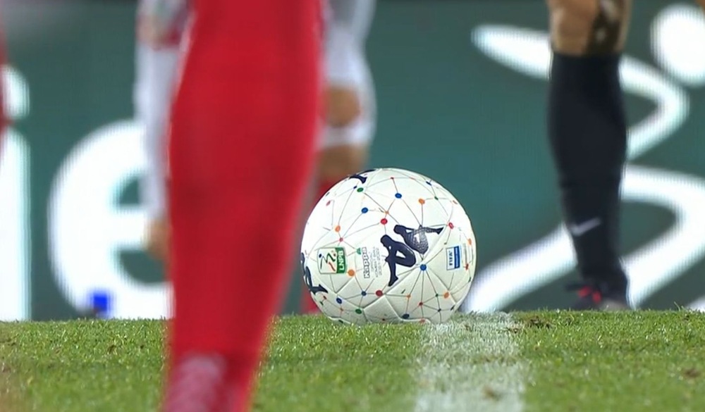 Pallone Serie B 2021-22