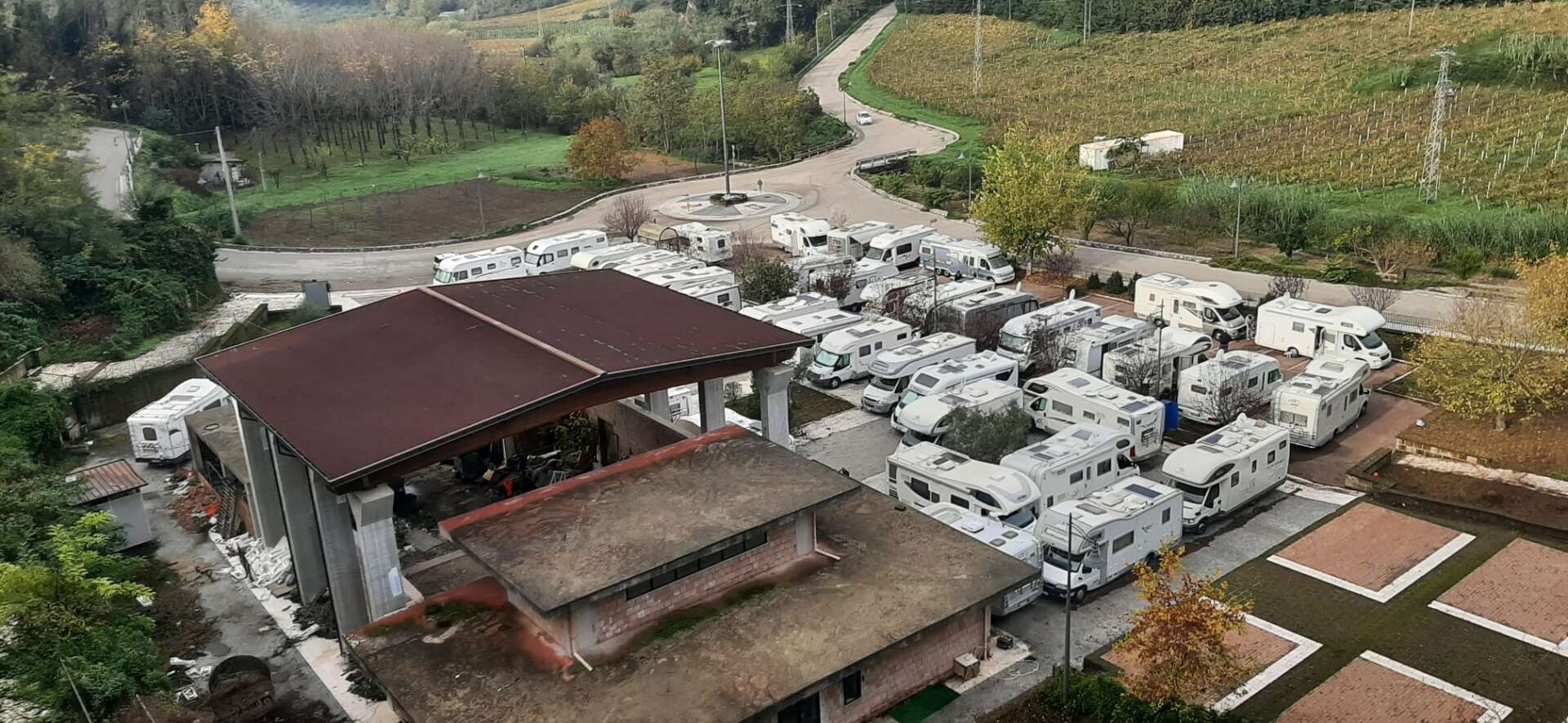 area camper invasa a Castelvenere