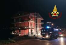 Prata di Principato Ultra, incendio nella struttura per immigrati: due persone ferite