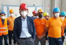 L’audio di Manfredi, tutto contento con i giornalisti davanti alla galleria riaperta