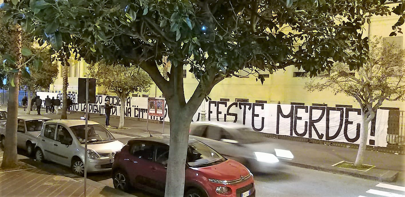 Salernitana striscione