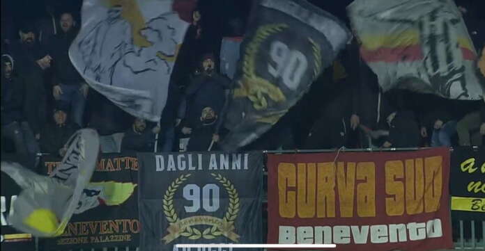 Tifosi del Benevento a Terni