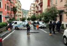 Via Marino Paglia, voragine sulla strada: traffico in tilt, verifiche in corso