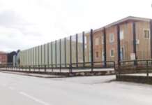 Al carcere di Avellino sequestri smartphone, microtelefoni e modem