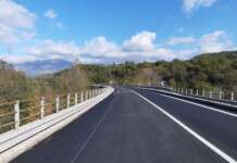 Incidente mortale Fondo Valle, Gip rigetta archiviazione e dispone l’imputazione coatta per automobilista