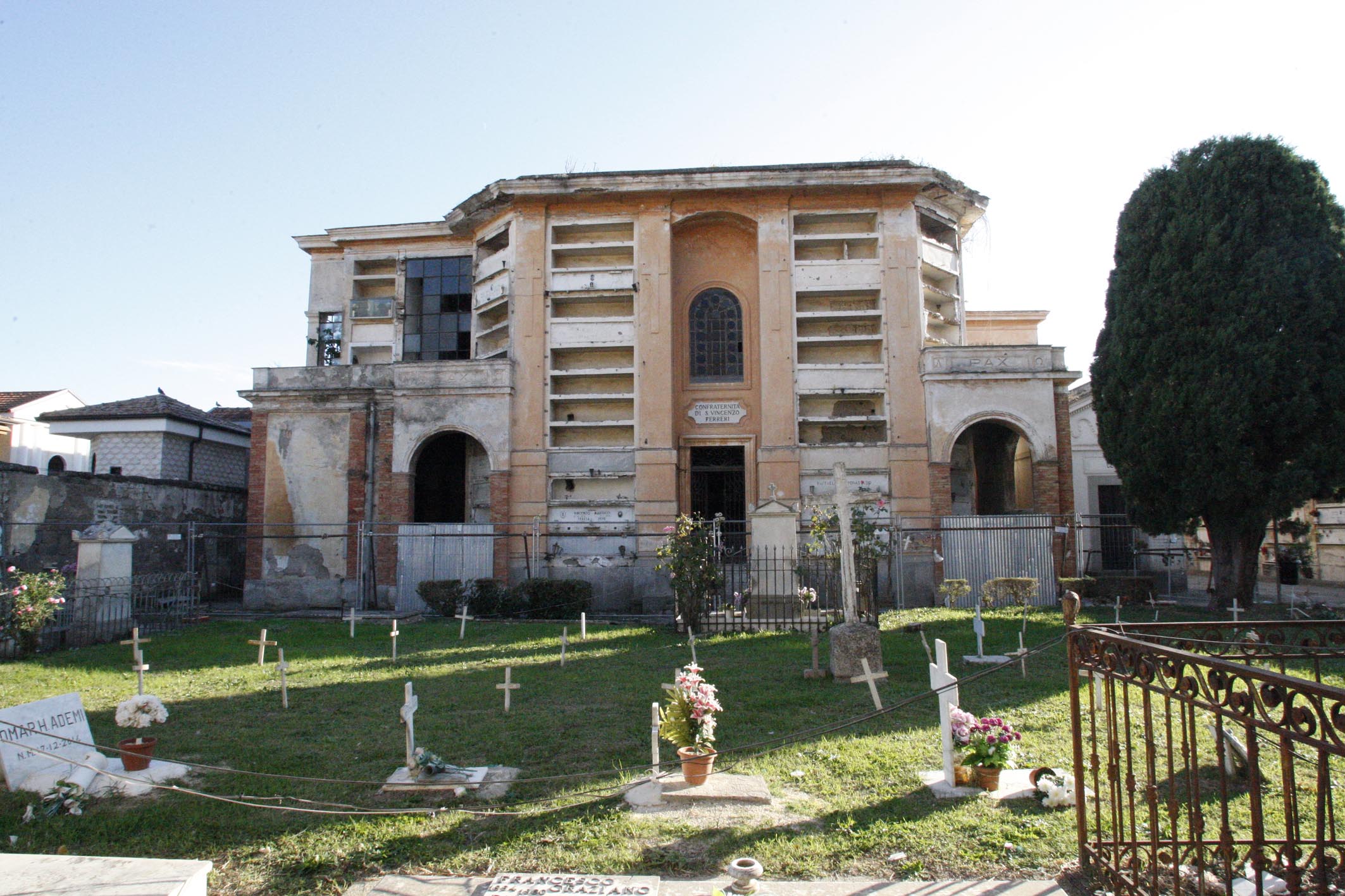 Santa Maria Capua Vetere - Cimitero Vecchio (11)
