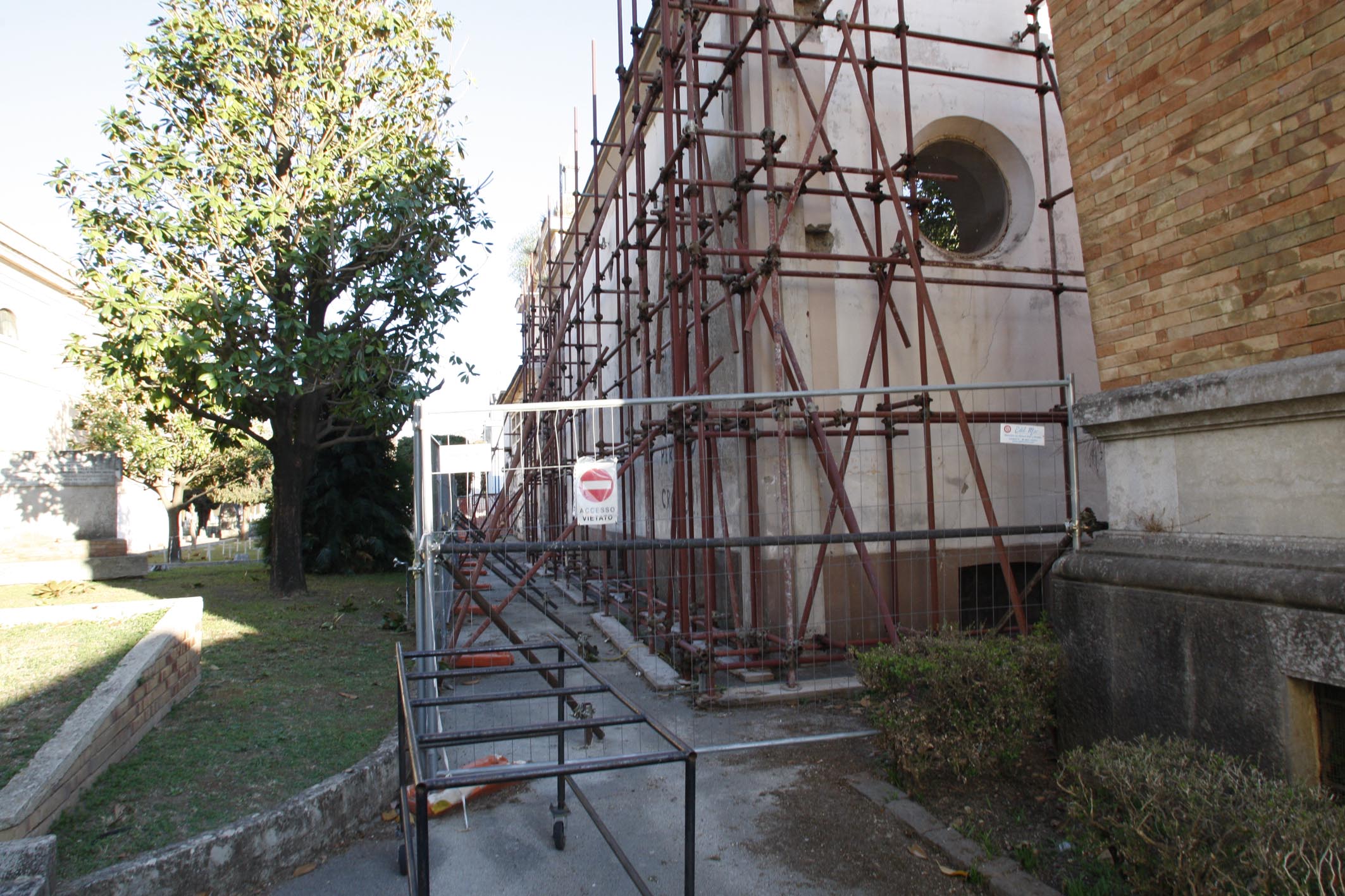 Santa Maria Capua Vetere - Cimitero Vecchio (41)