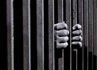 Incendio in carcere ad Aversa, la denuncia del garante