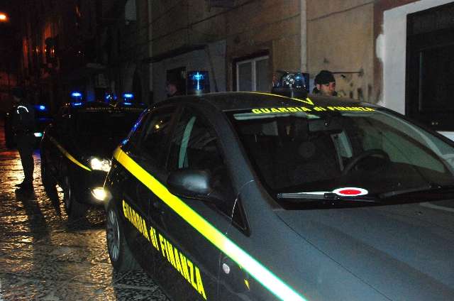 Furbetti del cartellino a Piacenza, cinquanta indagati Furbetti del cartellino a Piacenza, cinquanta indagati