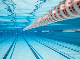 Tredicenne morto in piscina: i carabinieri acquisiscono i documenti della struttura