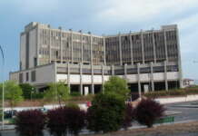 Non accetta la fine della relazione: violenze contro l’ex