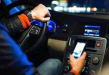 Sicurezza stradale, salernitani troppo distratti dai telefonini