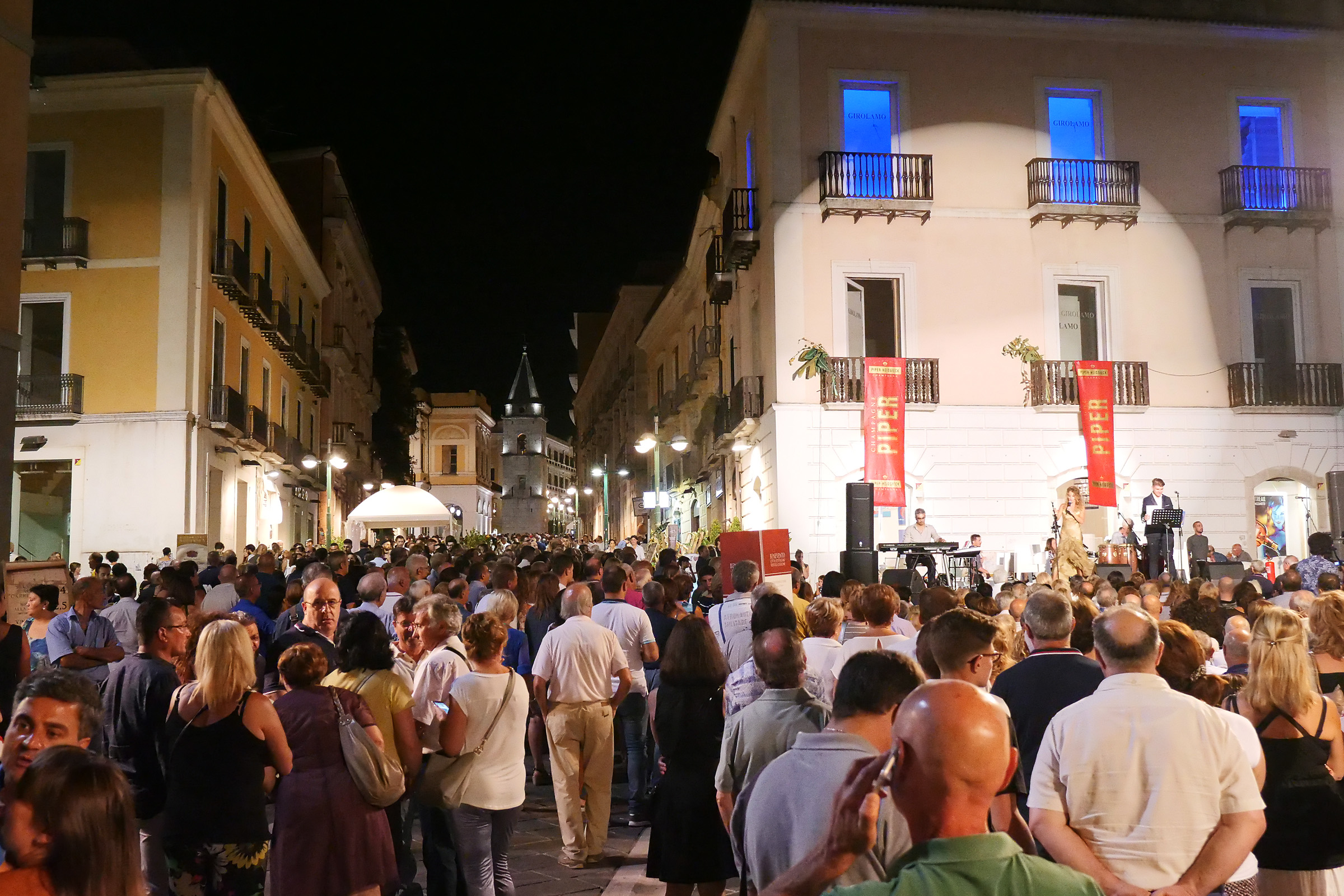 Città Spettacolo, fornitori non pagati e diffidenti: il Comune anticipa la Regione e chiude i conti col passato Città Spettacolo, fornitori non pagati e diffidenti: il Comune anticipa la Regione e chiude i conti col passato