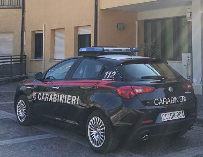 Il Biscione Tra I Carabinieri Con La Nuova Alfa Romeo Giulietta