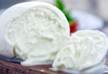 Mozzarella pericolosa per la salute: ritirati cinque lotti dai supermercati