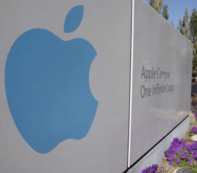 All’Unisannio Corso iOS Foundation Program per programmare App per Apple All’Unisannio Corso iOS Foundation Program per programmare App per Apple