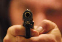 Ferito ad una gamba in un agguato nel Napoletano