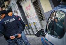 Il padre di Gianluca Pisacane: “Hanno messo la pistola vicino alla gamba e sparato”