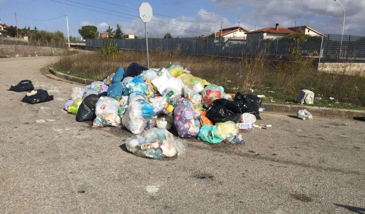 Rifiuti, pubblicata gara per gestore unico provincia di Caserta: “Svolta storica”