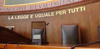 Accusato di omicidio colposo per la morte di una giovane automobilista: sindaco assolto Tribunale