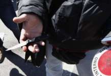 Allarme baby criminali a Napoli, prefetto: “Anche a 8 anni in piazze di spaccio, si studia protocollo”