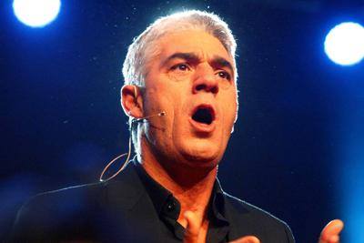 biagio izzo a cacciano lo spettacolo rinviato a questa sera l8217attore si esibir224 alle 22 da Anteprima24.it biagio izzo a cacciano lo spettacolo rinviato a questa sera l8217attore si esibir224 alle 22