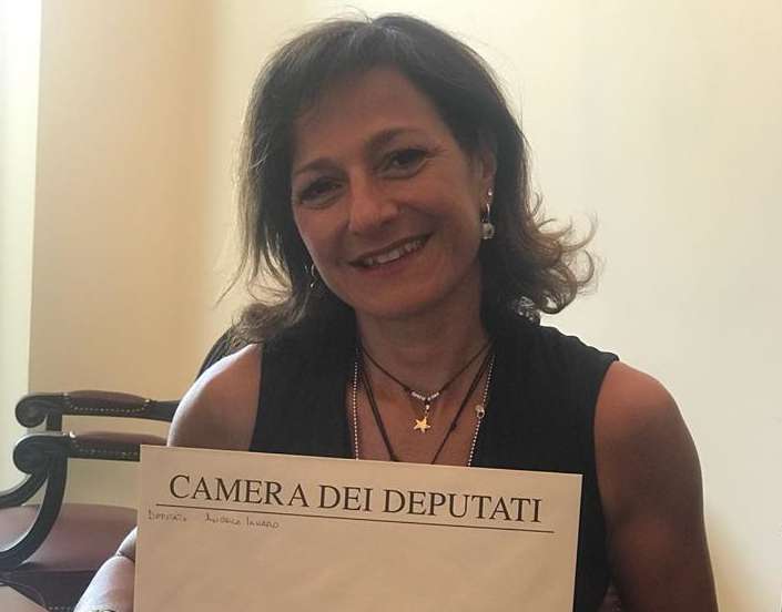 Sanità, interrogazione di Ianaro e Maglione: “Non si smantella ciò che funziona” Sanità, interrogazione di Ianaro e Maglione: “Non si smantella ciò che funziona”