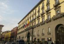 Acqua pubblica a Napoli: fumata bianca a Palazzo San Giacomo