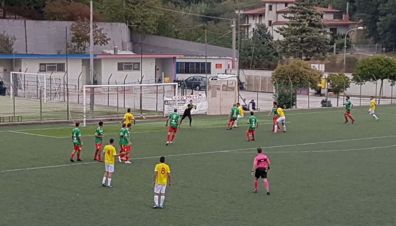 Varricchio e Mortaruolo regalano tre punti fondamentali al Ponte 98 Varricchio e Mortaruolo regalano tre punti fondamentali al Ponte 98