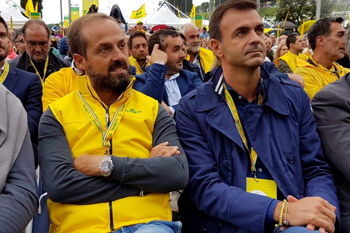 La solidarietà dalla Coldiretti Campania a Gino Sorbillo La solidarietà dalla Coldiretti Campania a Gino Sorbillo