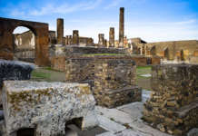 Scossa ai Campi Flegrei, cedimento al Parco di Pompei