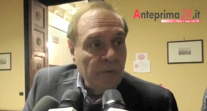 Mastella sui parcheggi: “Situazione inaccettabile, convocherò una riunione” Mastella sui parcheggi: “Situazione inaccettabile, convocherò una riunione”