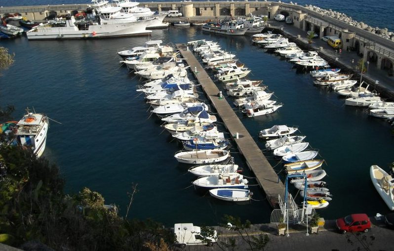 Lavori di riqualificazione al porto di Cetara: in arrivo nuovi finanziamenti Lavori di riqualificazione al porto di Cetara: in arrivo nuovi finanziamenti