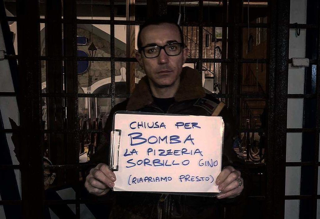 Bomba ai Decumani, Sorbillo interrogato in Questura Bomba ai Decumani, Sorbillo interrogato in Questura