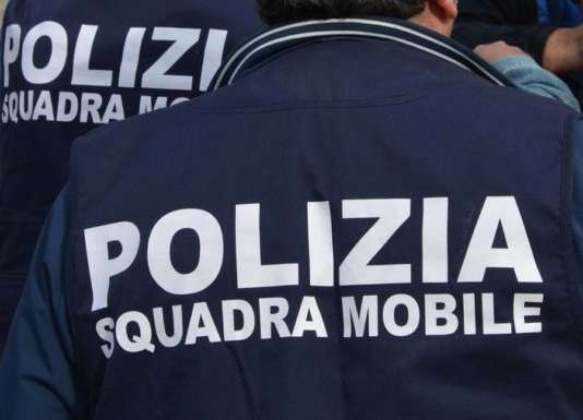 Spaccio di droga, operazione della Squadra Mobile ad Avellino: dieci arresti