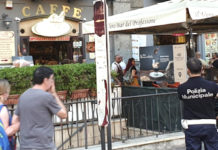Manufatto abusivo nel giardino di un ristorante al Vomero sequestrato dalla Polizia Locale