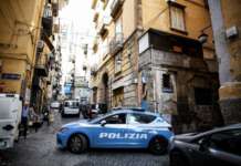 Scippa un turista americano ai Quartieri Spagnoli: fermato un 34enne