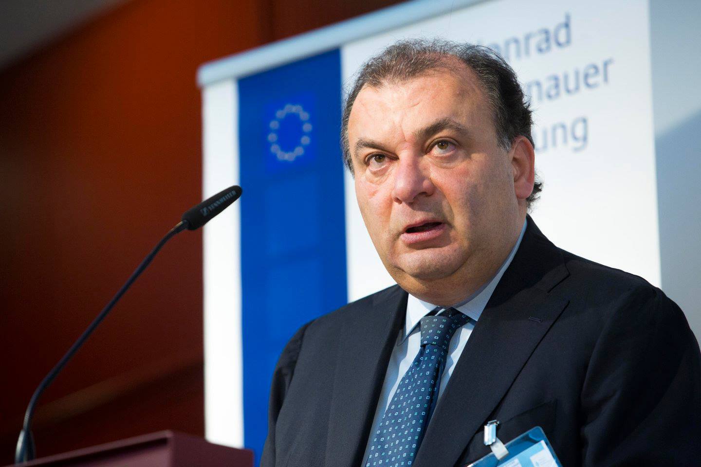 Luca Autonomia 