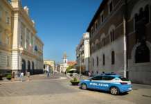 Aggressione al Corso Garibaldi, 20enne egiziano accompagnato al CPR di Bari: aveva numerosi precedenti Volante polizia, Corso Garibaldi