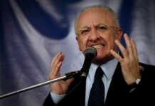 Sondaggio Regionali, i campani bocciano De Luca: sanità primo problema, qualità di vita peggiorata