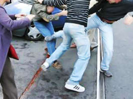 Rissa tra clan rivali davanti a centro commerciale, 9 arresti nel Napoletano